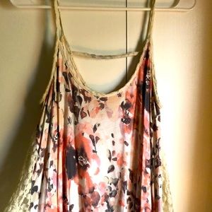 SOLD — Pink floral Kimchi Blue top with white lace sides